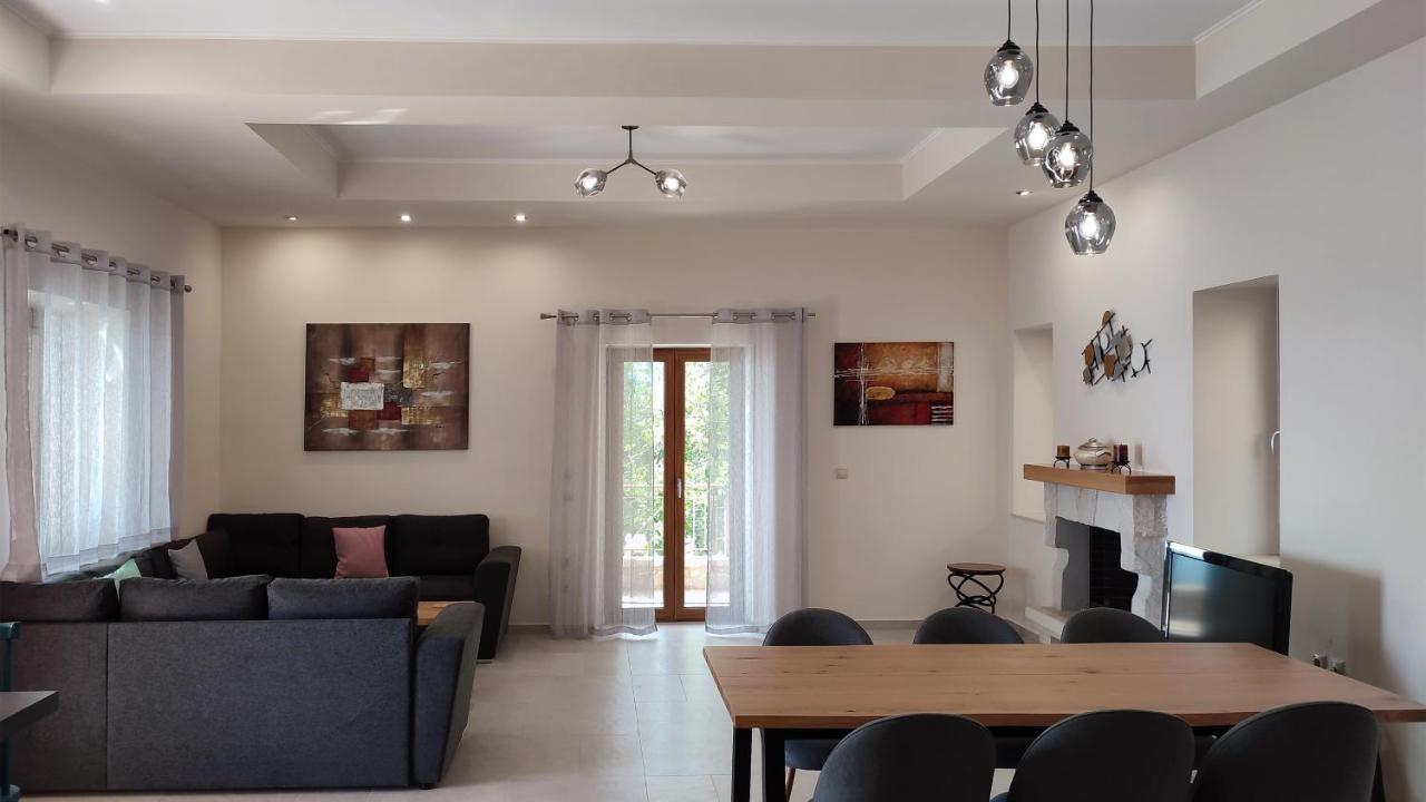 Olive Stonehouses - Alkistis Каламата Екстериор снимка