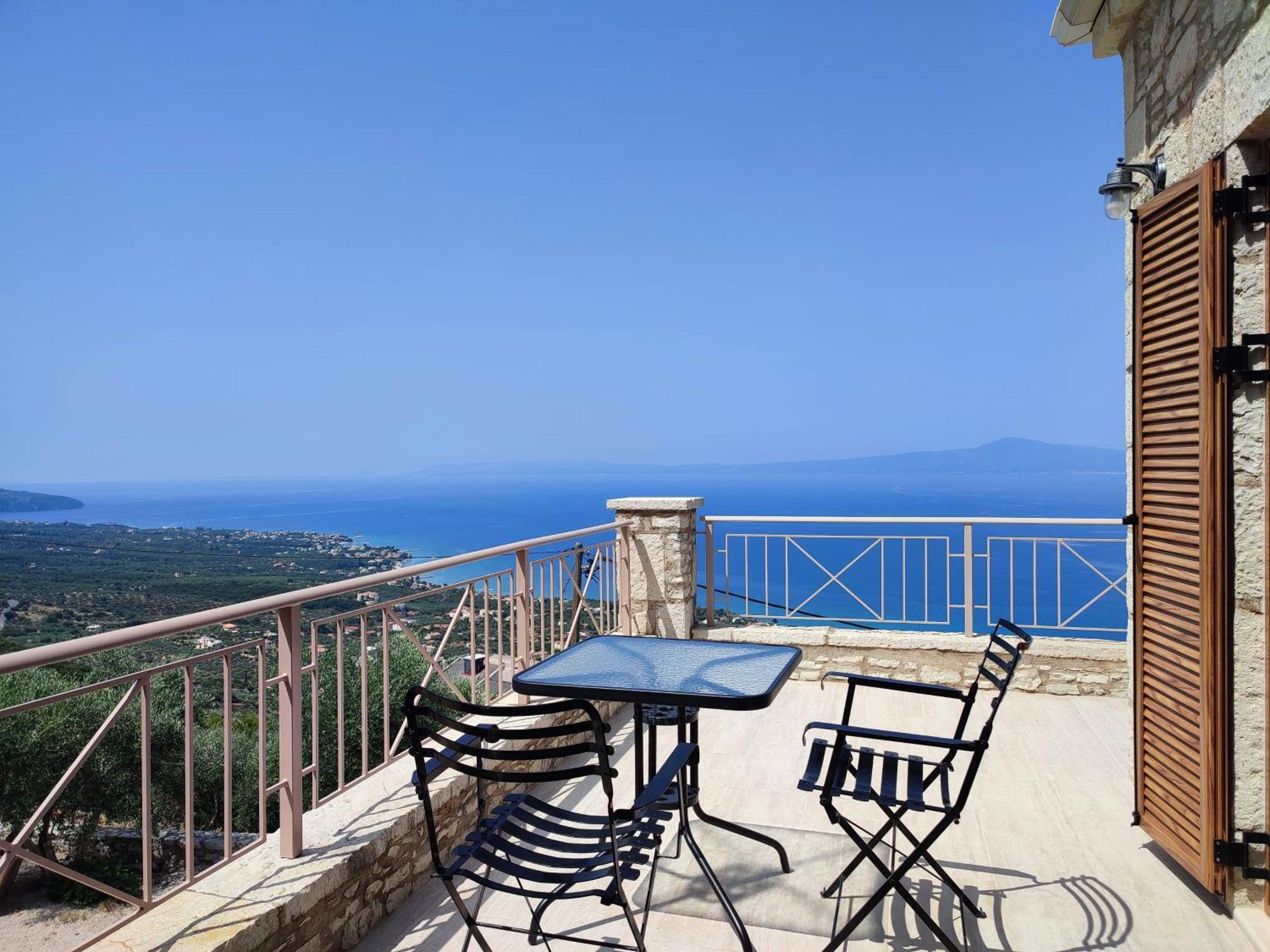 Olive Stonehouses - Alkistis Каламата Екстериор снимка