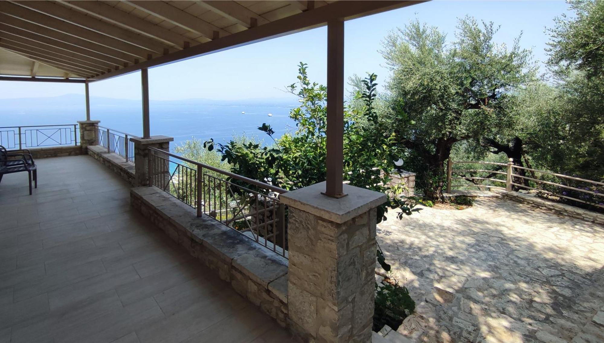 Olive Stonehouses - Alkistis Каламата Екстериор снимка